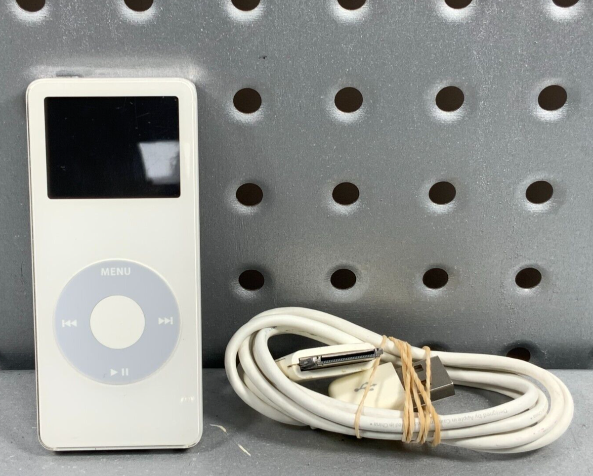 Apple iPod nano 4GB (White) MA005J/A