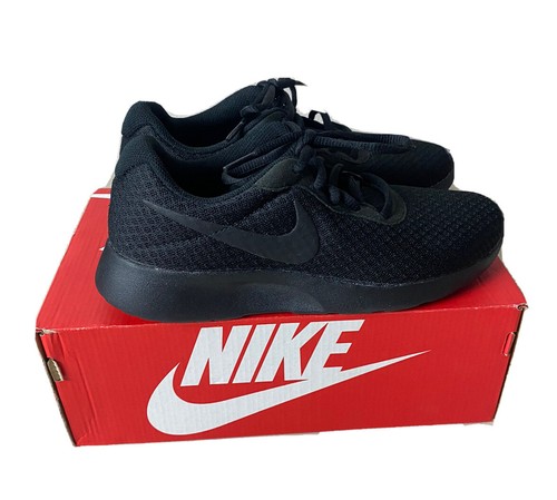 NIKE TANJUN Women Sz 6.5 Black 812655 