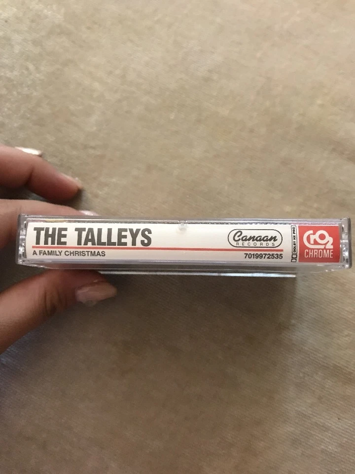 The Talleys A family Christmas Cassette Ships N 24h - Image 3 of 4