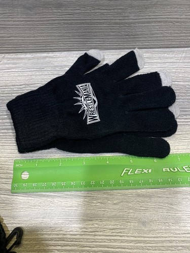 WWE Wrestlemania XXXV Gloves & Pouch New NXT WWF Authentic Gloves One Size - Picture 9 of 9