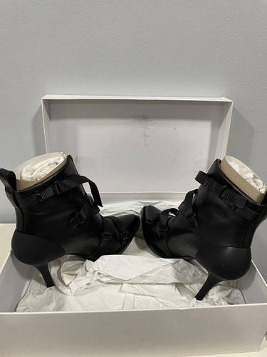 CHLOE SCHWARZE KURZE LEDERSTIEFEL 37 US 6 RIEMEN & FRONTREISSVERSCHLUSS EINZELHANDEL $ 1270 - Bild 6 von 10