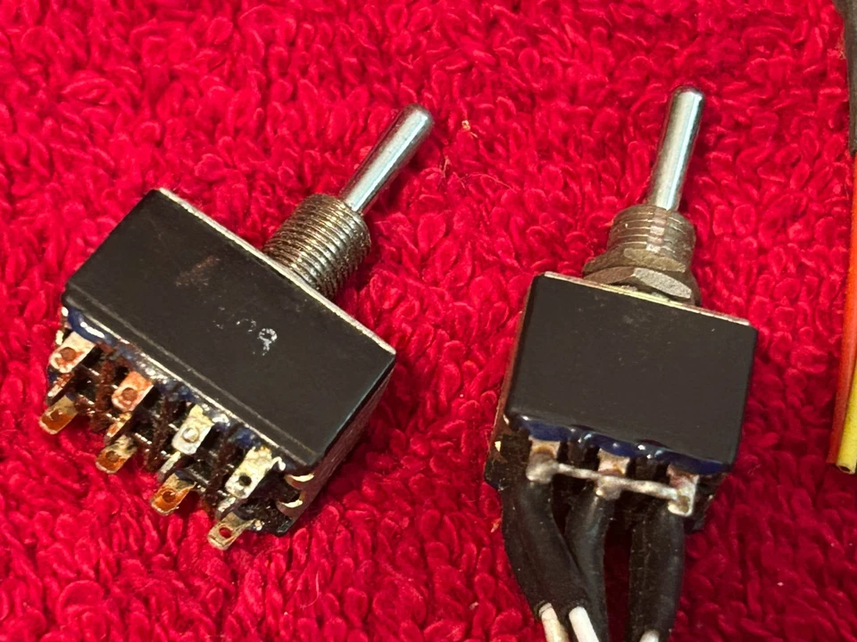 批量 18 件 ALCO AIRCRAFT 迷你狗开关 — 第 4/4 张图片