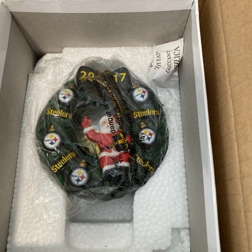 Pittsburgh Steelers 2017 Danbury Mint Ornament Wreath w/ Santa BRAND NEW in BOX