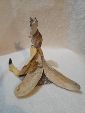 1985 Border Fine Arts  Mouse on A Bananna Hand Made in Scotland  Ray Ayres rare