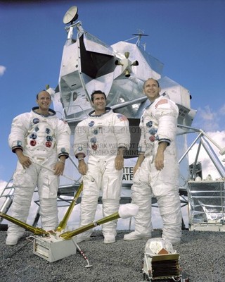 APOLLO 12 PRIME CREW PORTRAIT 1969 LUNAR MISSION 8X10 PHOTO