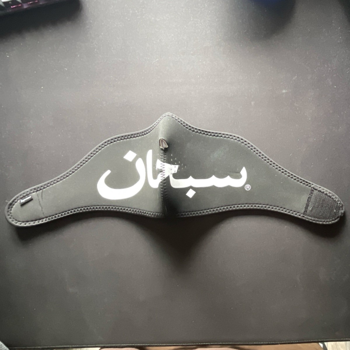 ネックウォーマー Supreme Arabic Logo Neoprene Facemask Supreme Arabic Logo Neoprene Face mask in Black | eBay