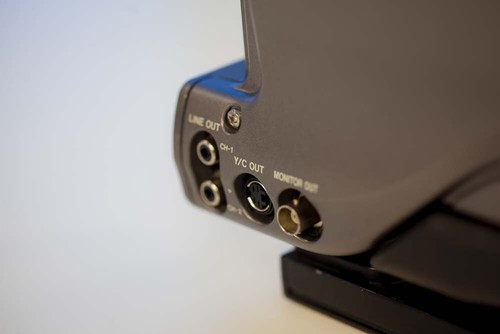 Full Working JVC GY-DV5001E Professional DV Camcorder w Hard Case - Picture 5 of 8