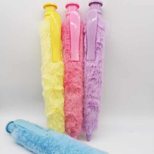 Giant Pen Fluffy Jumbo Novelty Retractable Ball Point Pen 28cm - Picture 6 of 10