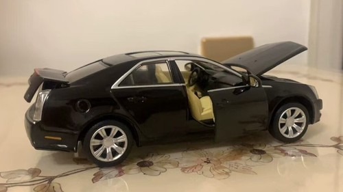 1/32 Cadillac CTS car model - Picture 3 of 4