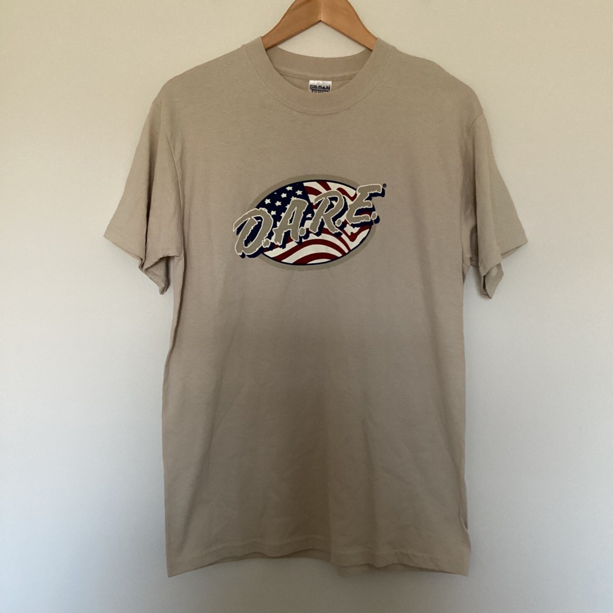 トップス 00s - USA National Flag Long T-shirt Y2K VTG 2000s Dare D.A.R.E USA Flag T-Shirt Men's Sz M Beige Gildan