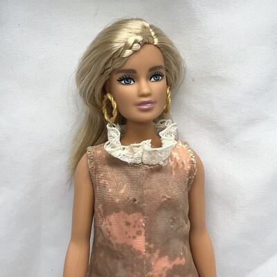 Barbie Fashionistas Urban Camo Doll, Curvy Barbie Fashionistas Doll 128 Wearing \u201cGood Vibes Only\u201d Camo Tank