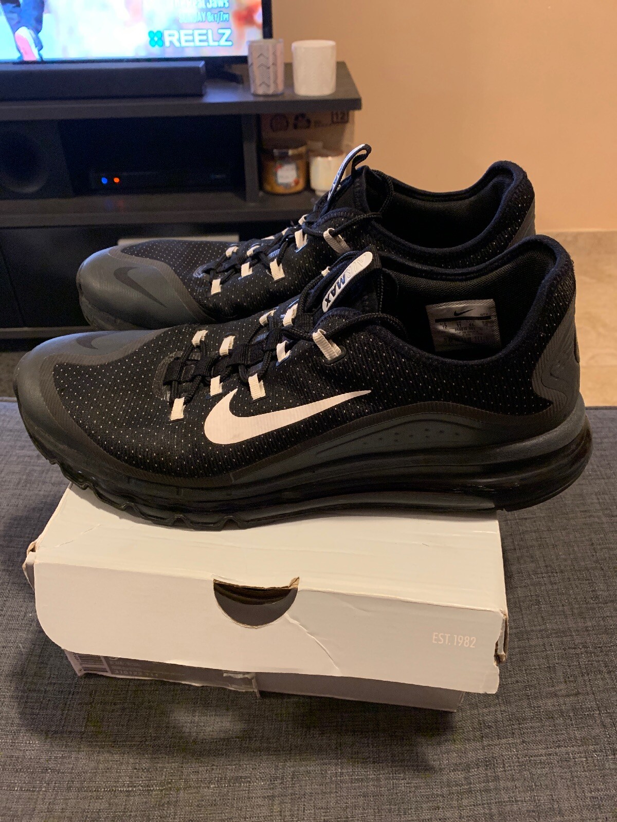 nike air max more running