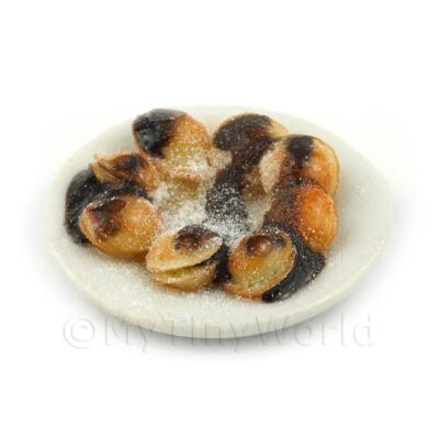 Puppenstube Miniatur Belgische Pfannkuchen mit Schokoladensirup 