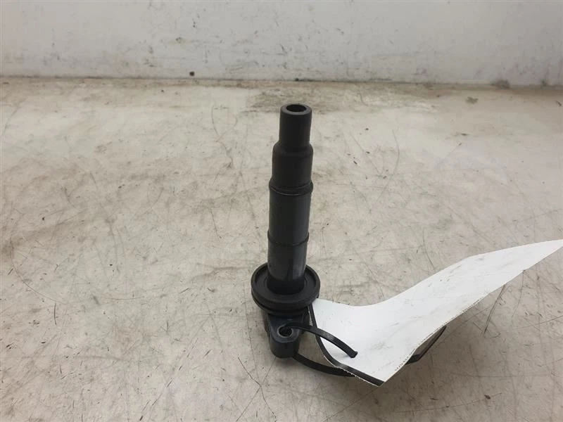 05-10 MONTAJE BOBINA DE ENCENDIDO SCION TC 2.4L 4CYL  Foto 3 de 4