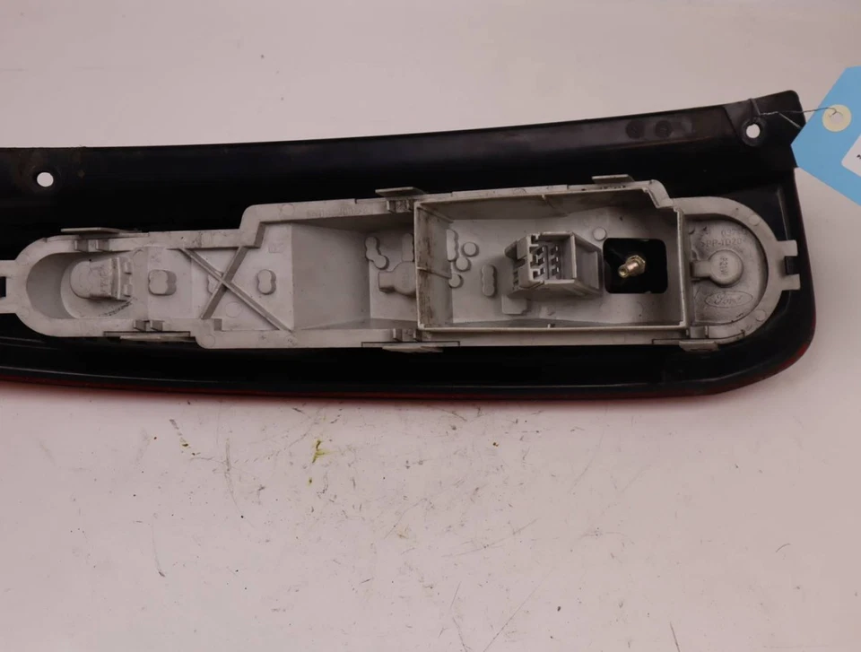 Feu arrière droit occasion FORD FUSION Phase 2 - 1.6 TDCI 90ch - - Immagine 4 di 4