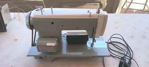 Vintage Sears Kenmore Sewing Machine Model 2142 w/ Pedal Tested! - Picture 7 of 19