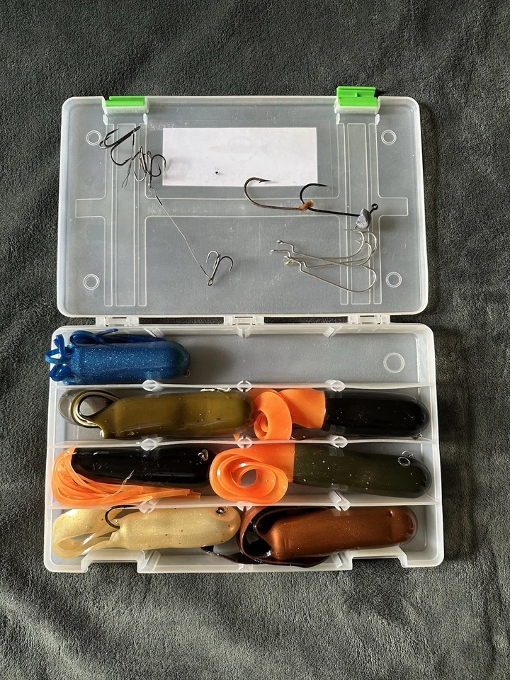 Red October Baits Tuben Angelköder 7x mal Plus Kiste Fox