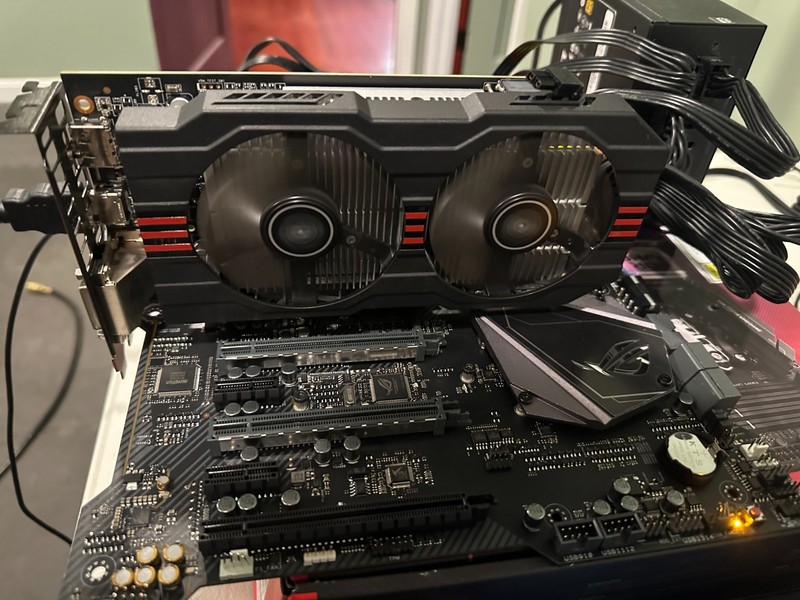 ASUS AMD (R9270X-DC2T-2GD5) 2GB / 2GB (max) GDDR5 SDRAM - Tested/Working