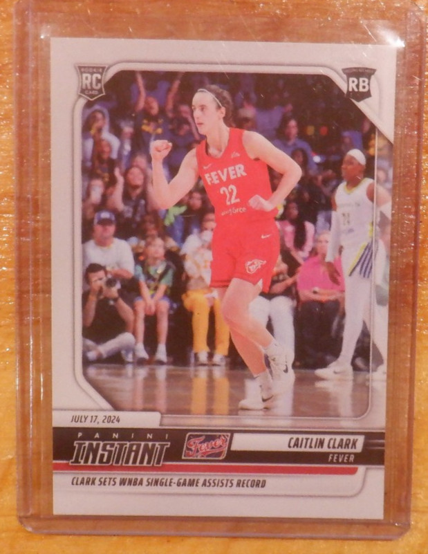 2024-25 Panini Instant WNBA - Caitlin Clark RC #159 Print Run 1 of 6221