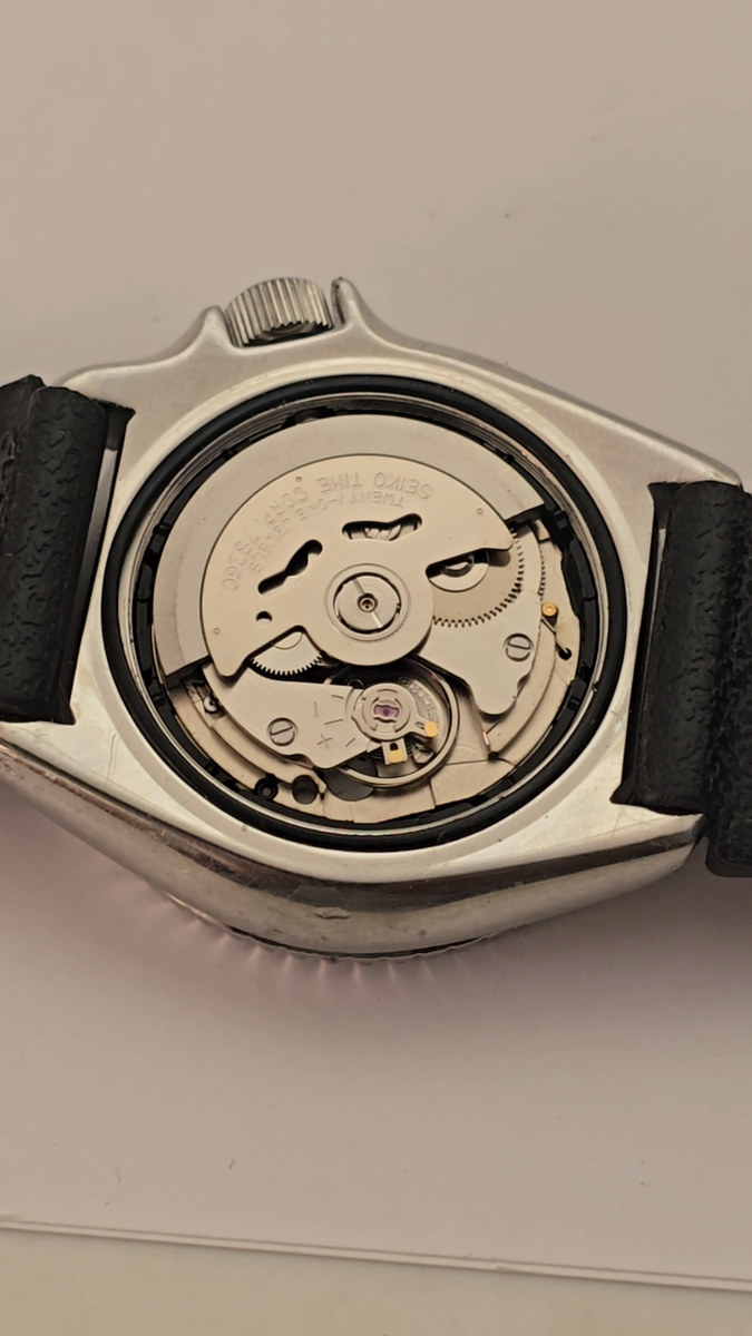 1990's Seiko 7S26-0020 200m Divers Watch Stainless Orig. Rubber