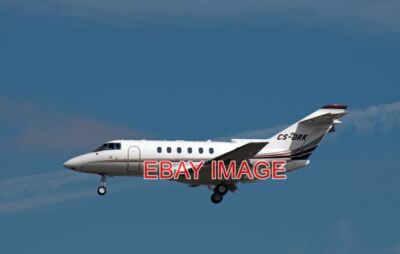 FOTO CS-DRK A RAYTHEON FLUGZEUGFIRMA HAWKER 800XP BEI ANFLUG NACH LONDON CIT