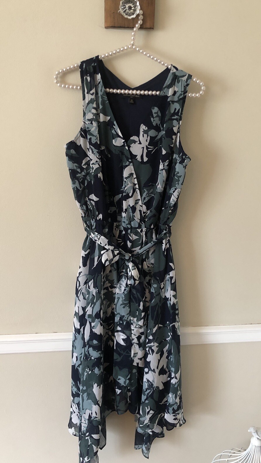 Banana Republic Womens Size XS Faux Wrap Floral Midi Dress Blue