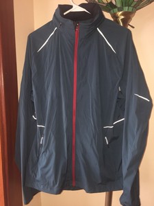 vented running jacket