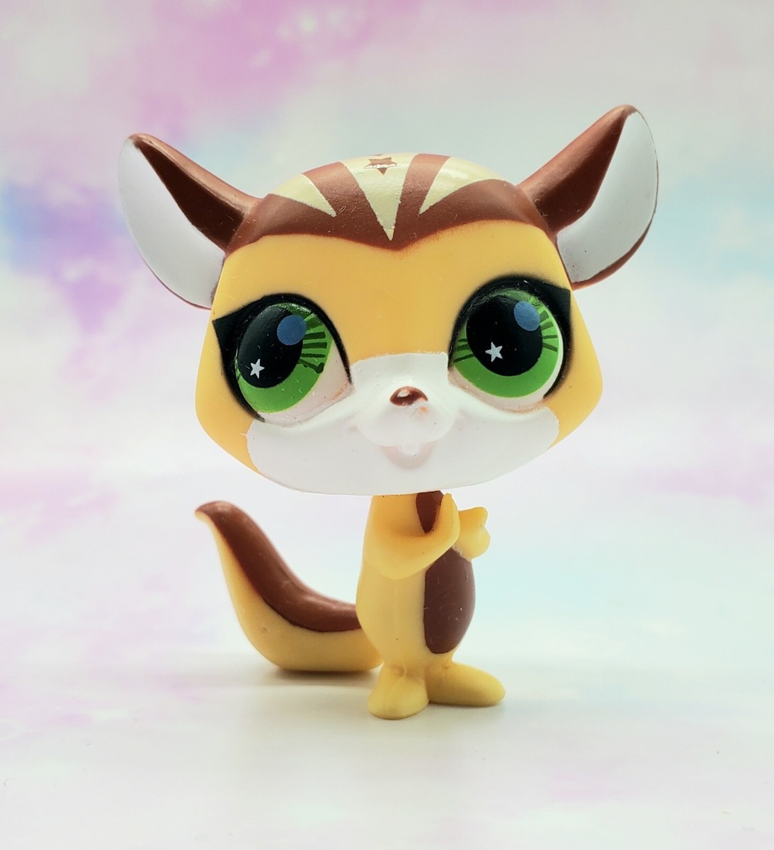 Littlest Pet Shop Authentic # 2692 Yellow Brown White