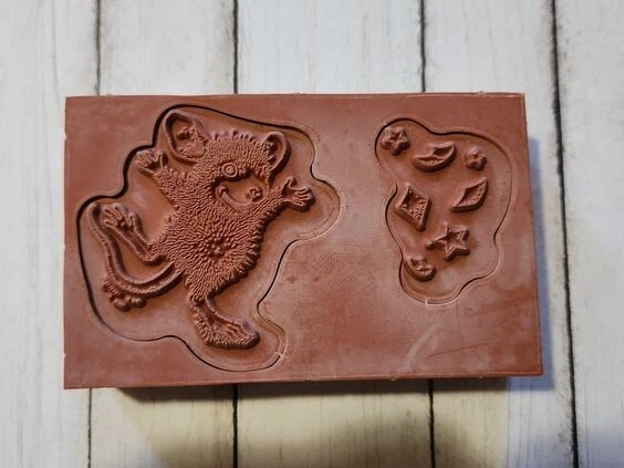 Sello con respaldo de espuma montado en goma House Mouse Designs Friends Foto 2 de 3