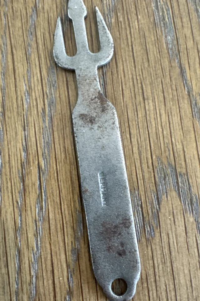 Lot Of 2 Items Includes Folding Knife Frost Cutlery Wht Handle Solingen Steel + - Image 2 of 4