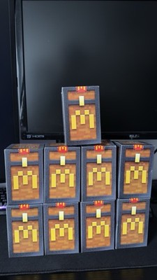 Minecraft McDonalds Happy Meal Spielzeug in Schachtel ungeöffnet x 9