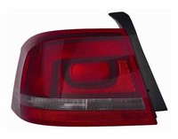 RÜCklicht Aussen Links Volkswagen Passat Limousine 2010-2014 Dunkelrot