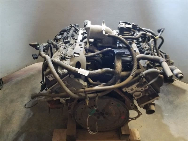 Motor 4,6 L VIN V octavo dígito combustible flexible compatible 07-08 CROWN VICTORIA 119580 Foto 2 de 4