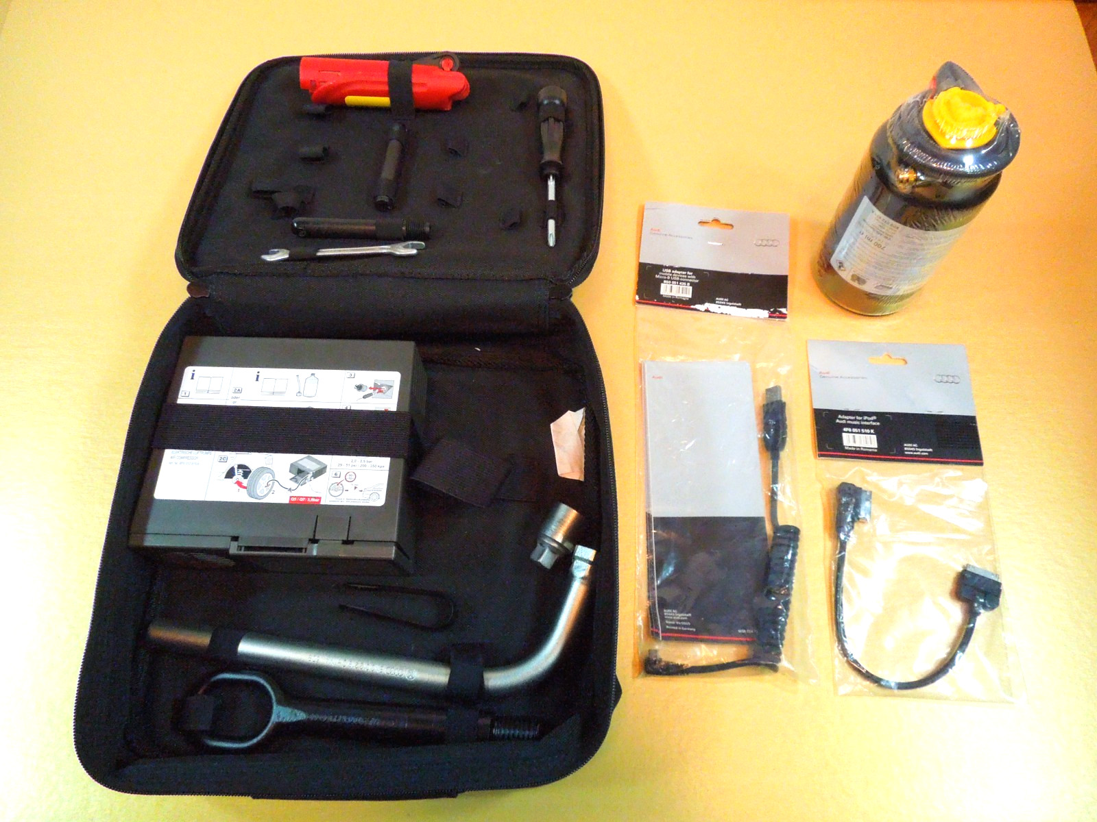 AUDI R8 TIRE AIR SEALANT COMPRESSOR TOOL KIT WITH CASE OEM EXCELLENT