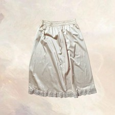 Women's Cream Solid Half Slip Regular Size Elastic Waist Lace Trim Underskirt