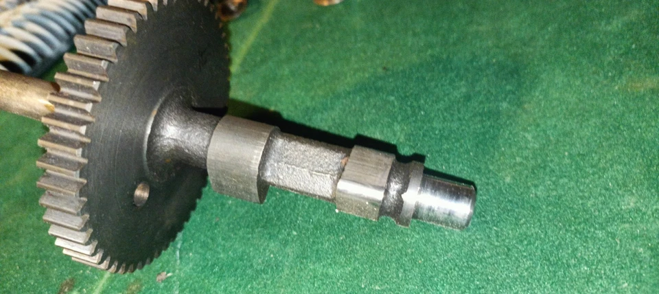 Motor Briggs And Stratton 5hp bloque corto doble eje/ext. Cam Foto 4 de 4