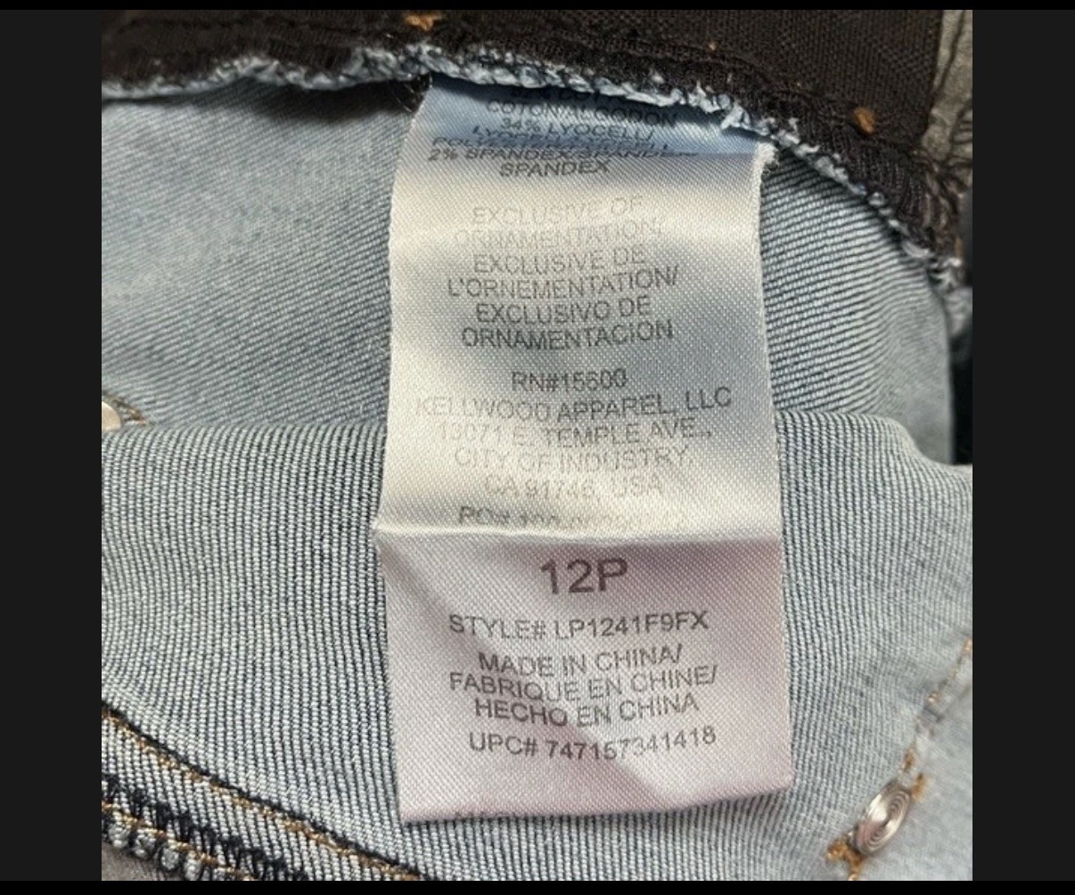 WIT & WISDOM ab'solution Itty Bitty Bootcut Jeans… - image 9