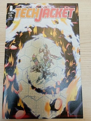 Image Tech Jacket 11 1st Print 2015  Cover A Joe Keating Invincible Universe