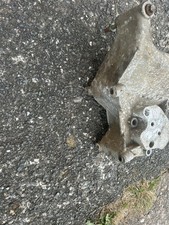 ROVER v8 4x4 alternator bracket
