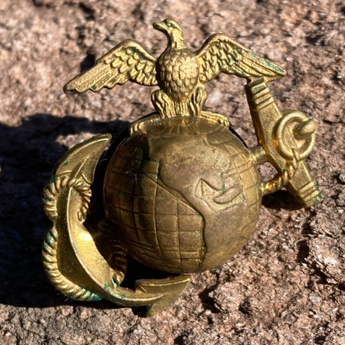 WW1 WWI Military USMC US Marine Corps EGA Eagle Globe Anchor Visor Hat Badge
