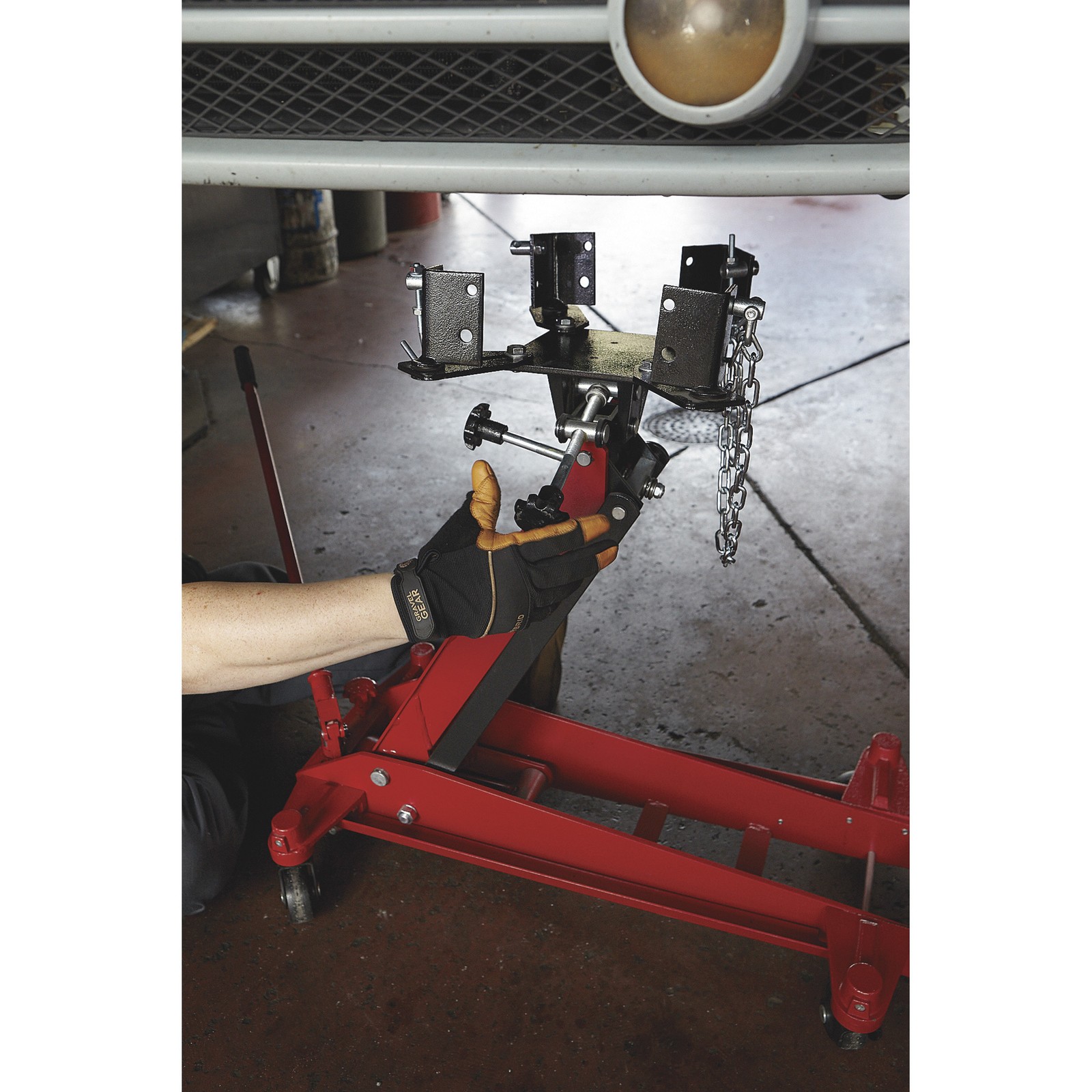 Strongway 1/2-Ton Hydraulic Low Profile Transmission Jack