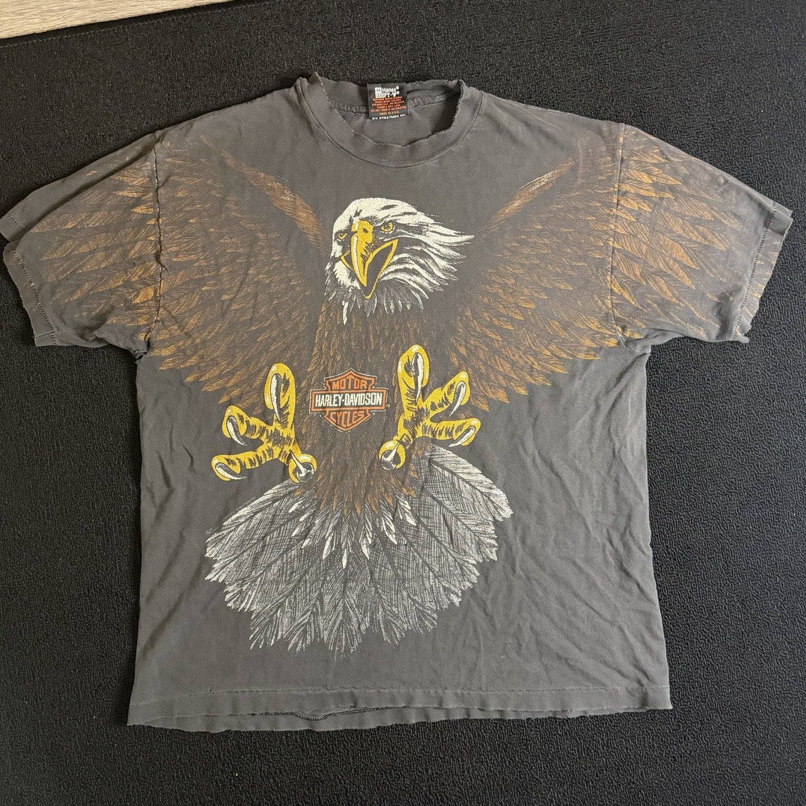 Vintage Harley Davidson GRAIL Large Eagle Graphic T Shirt Large Distressed Fade