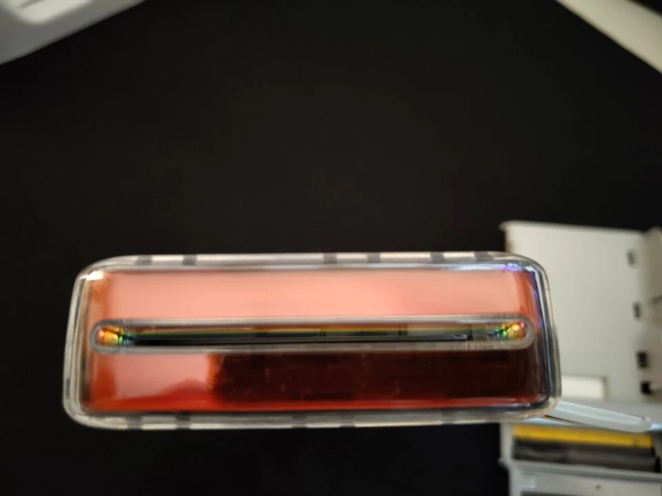 Polaroid Hi-Print 2x3 Pocket Photo Printer Gen 1 Bluetooth Bianco - Immagine 2 di 4