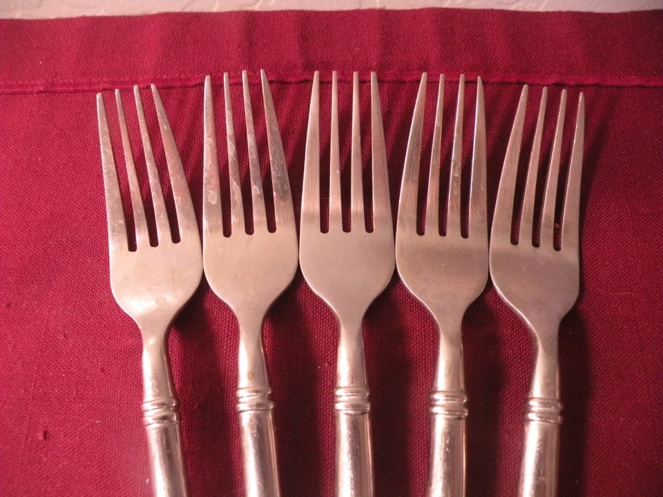 5 Horquillas de Cena Gibson Banda Vertical Punta Inclinada 18/10 Acero Inoxidable 8 1/4" Foto 2 de 4