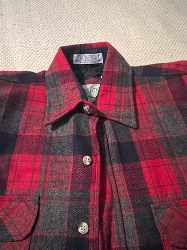 Northwest Territory Mens Small Red, Gray and Black Plaid Long Sleeve Shacket - Picture 5 of 6
