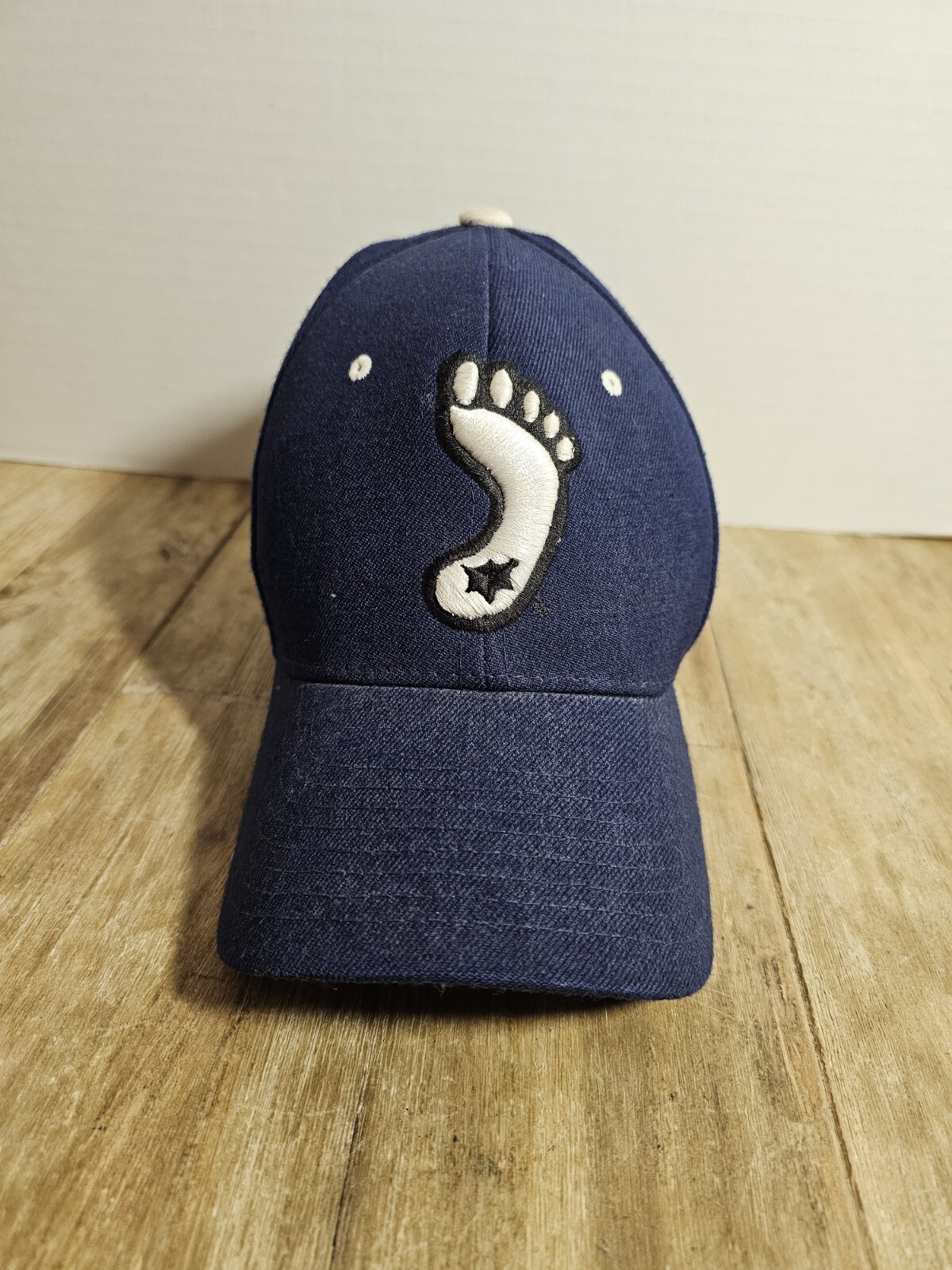 Picture 1 of 6