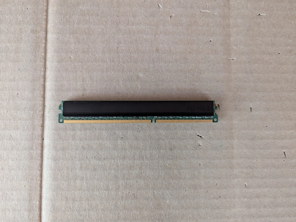 MICRON 8GB MT36KDYS1G72PZ-1G4M1FE 2RX4 PC3L-10600R-9-11-NP ECC REG RAM A4-7(8) - Image 2 of 4