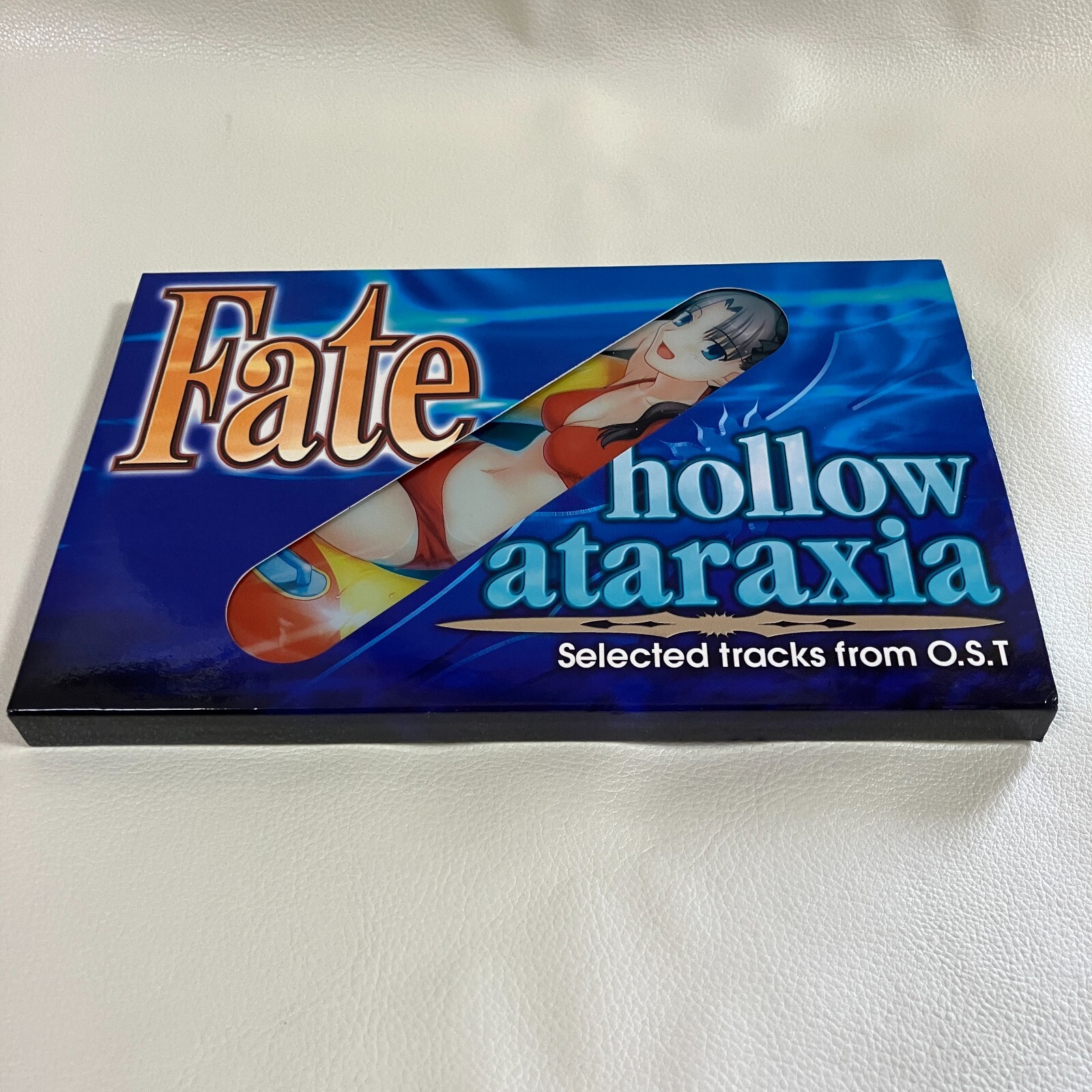 CD Fate Hollow Ataraxia Pistas Seleccionadas de O.S.T Banda Sonora con Pegatina Insignia