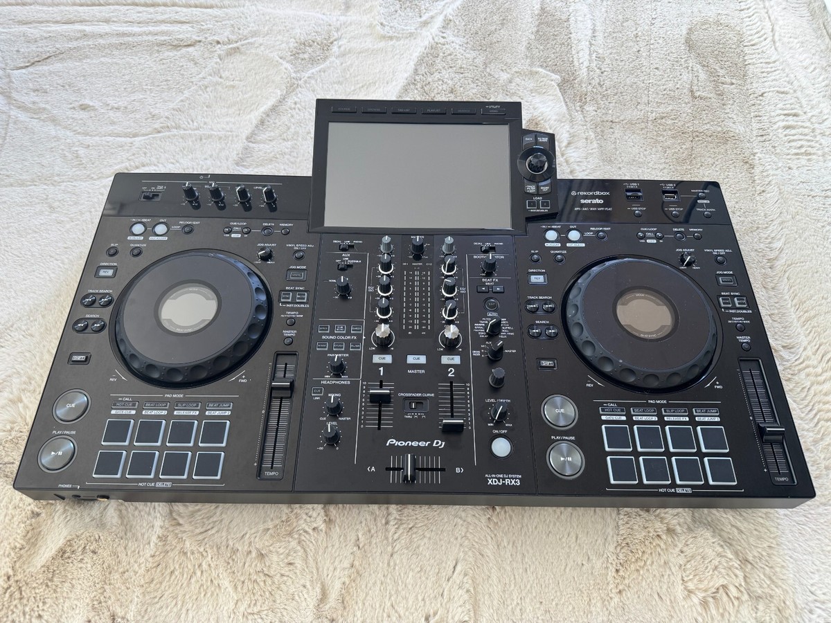Pioneer DJ XDJ-RX3 コントローラー XDJ-RX3 - 2-channel performance all-in-one DJ system