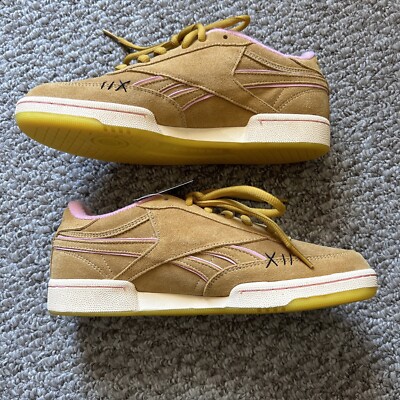 Size 7 - Reebok Club C Revenge Low x Tom & Jerry Brown 2020  display picture 3